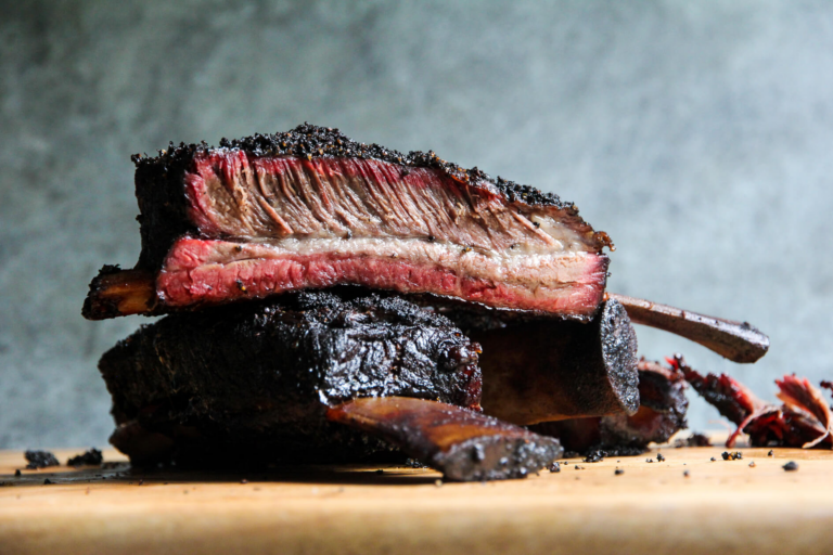 Beef vs Pork Ribs: Battle of the BBQ Favorites
