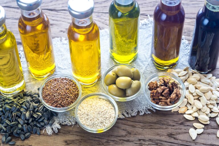 Soybean vs Canola Oil: A Battle of Cooking Oils