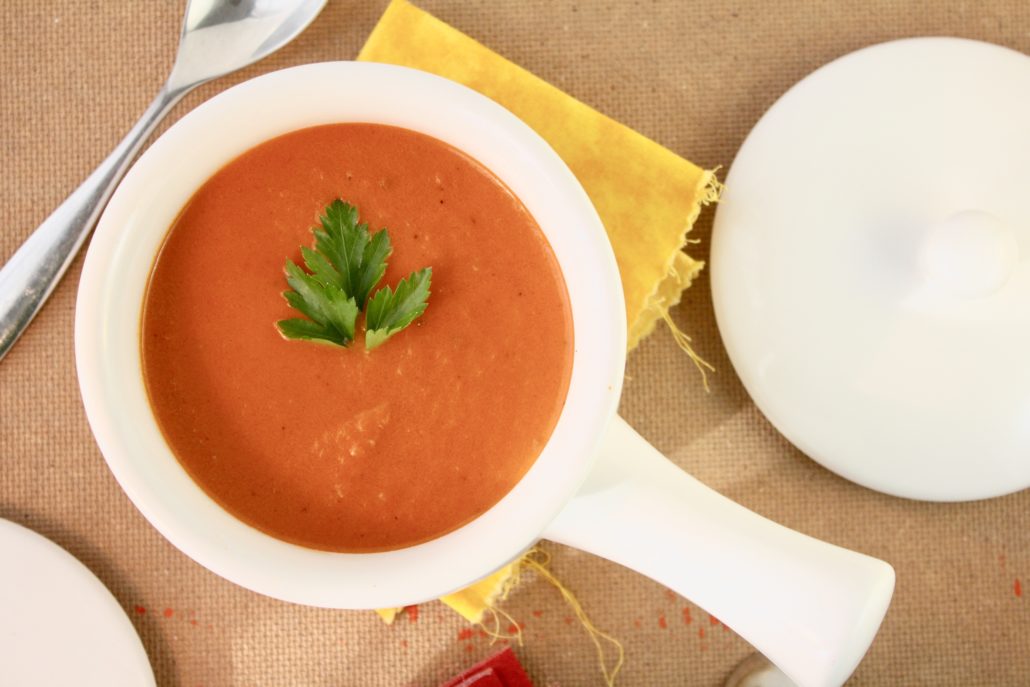 Chowder vs Soup vs Bisque: Deciphering Creamy Soup Varieties