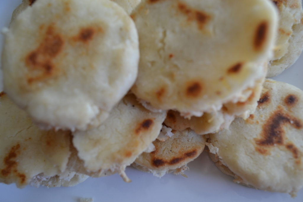 Pupusas vs Arepas: Latin American Culinary Delights Compared